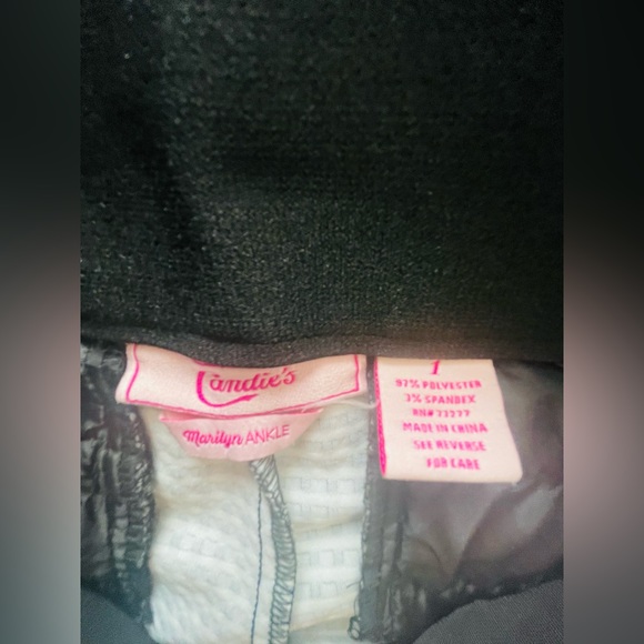 Women’s Candies Ankle pants size 1 - Picture 2 of 5